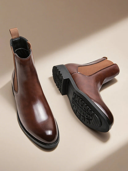 Classic Designer Men Chelsea Boots Slip On Pointed Toe Luxury Middle Ankle Short Leather Boots Men Fashion Business Dress Shoes