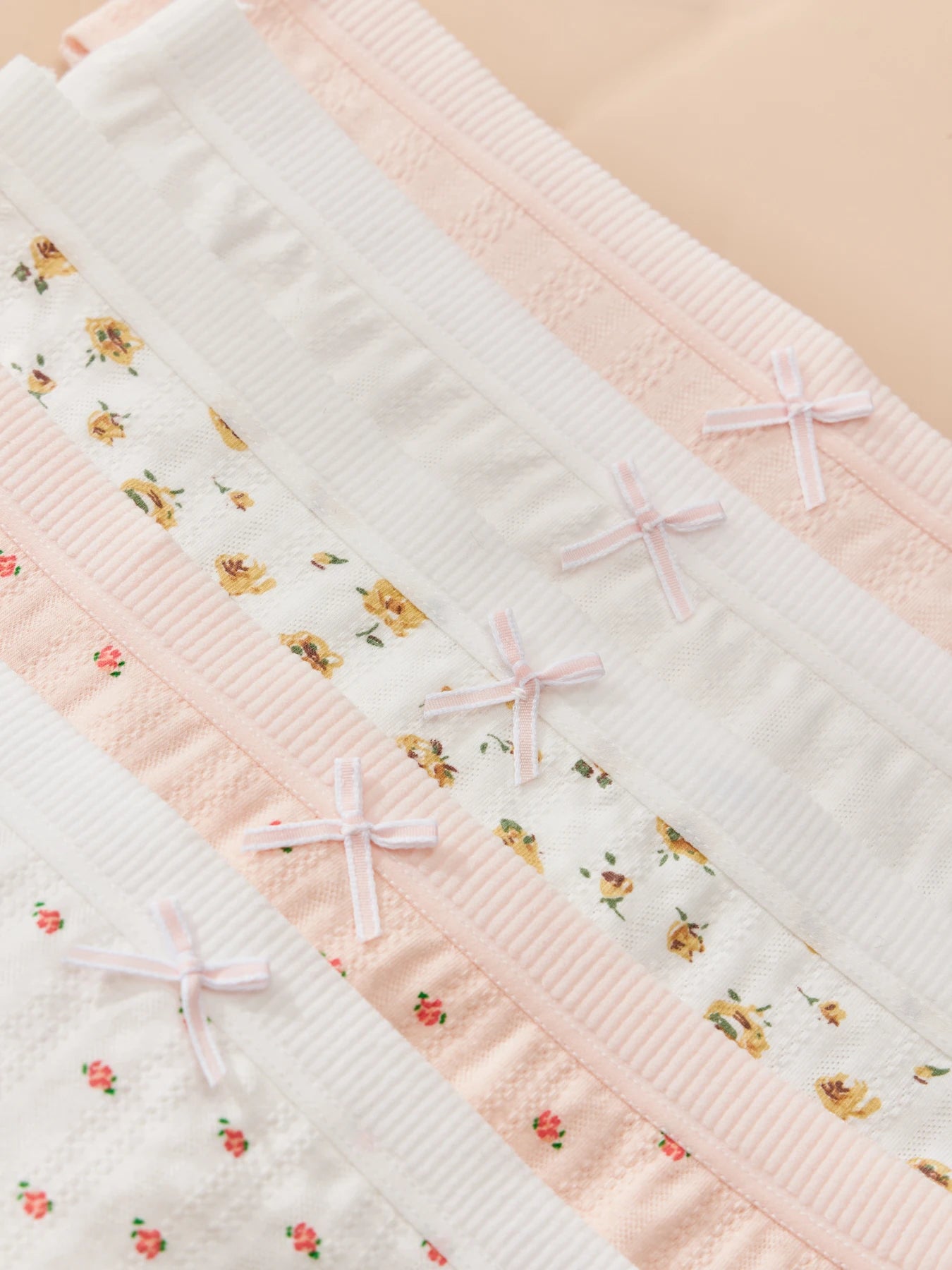 Sexy Women's Cotton Thong Panties 5pcs Low Rise Soft Comfortable Underwear Breathable Ladies Panties Bowknot for Everyday Wear