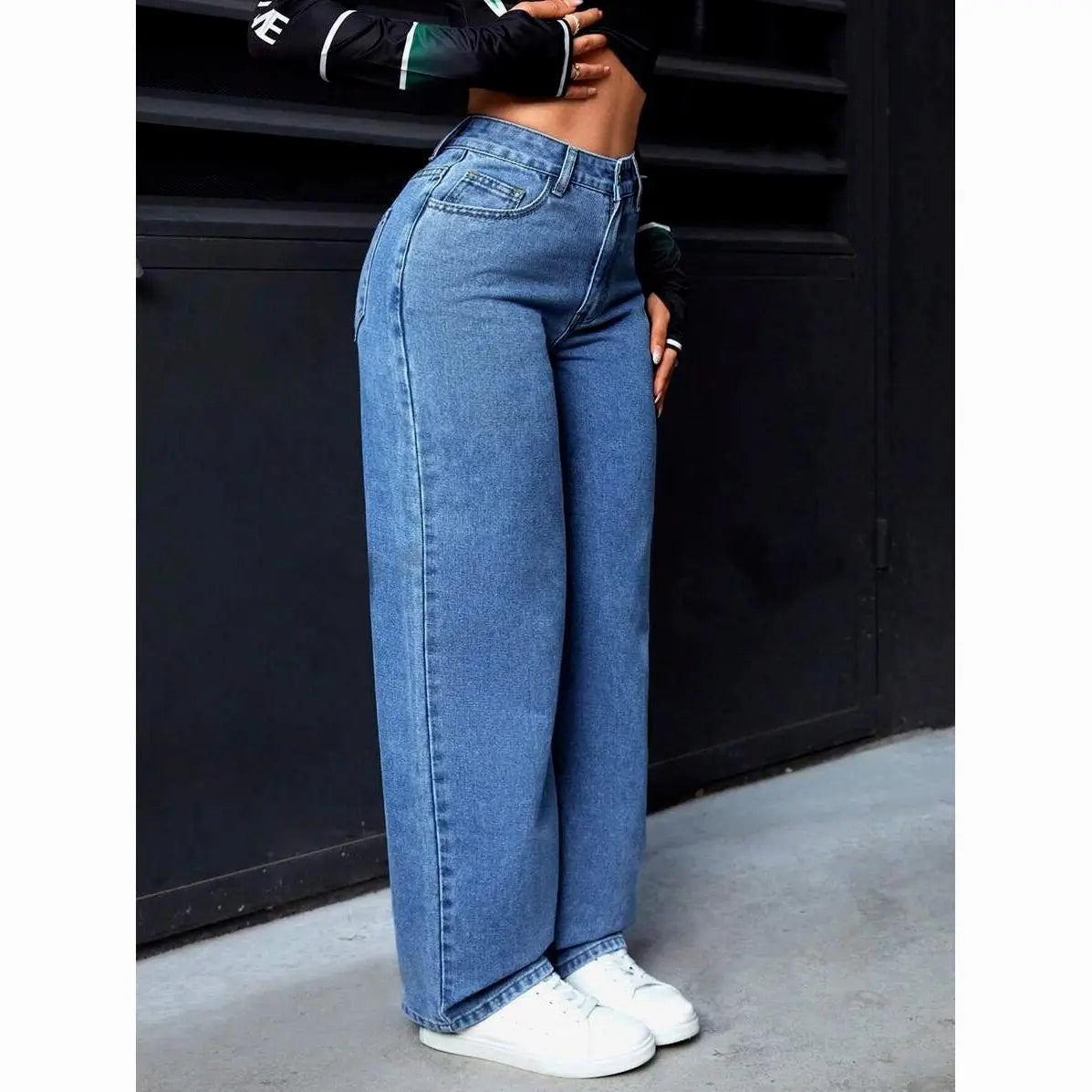 American Women's Blue Washed High-Waisted Straight-Leg Jeans Loose Fashion Front & Back Pockets Jeans Suitable Daily Casual Wear