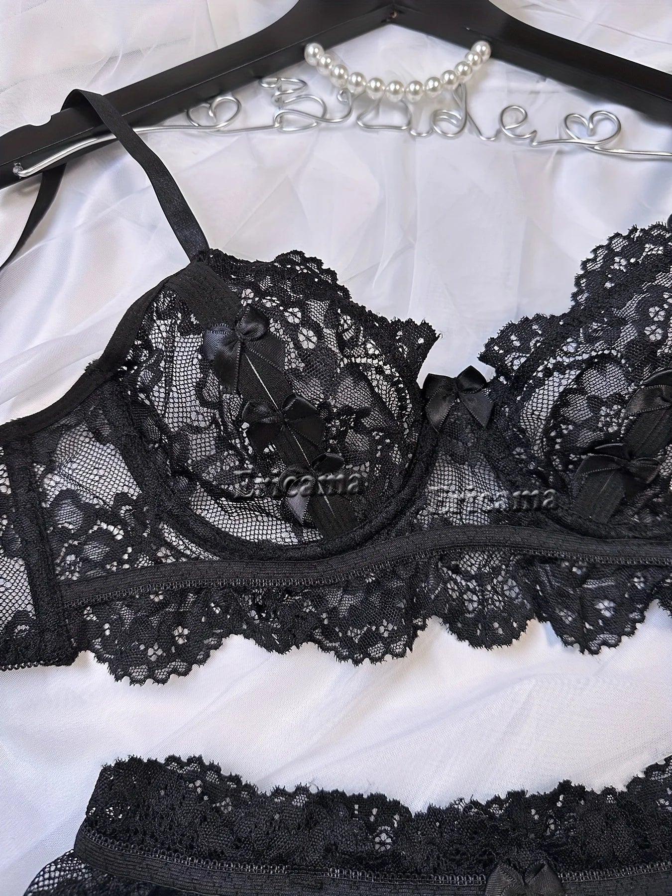 Lingerie Set Transparent Bra Set Hot Erotic Sexy Costumes Solid Color Underwear Seamless Bra Thong Garters Sexy Lingerie Sets