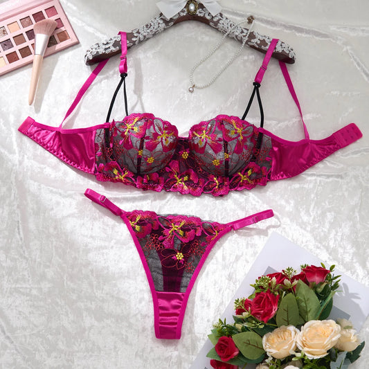 A set of sexy rose-red lingerie, including a bra and panties with daisy patterns, as well as a comfortable home-style ZA825147