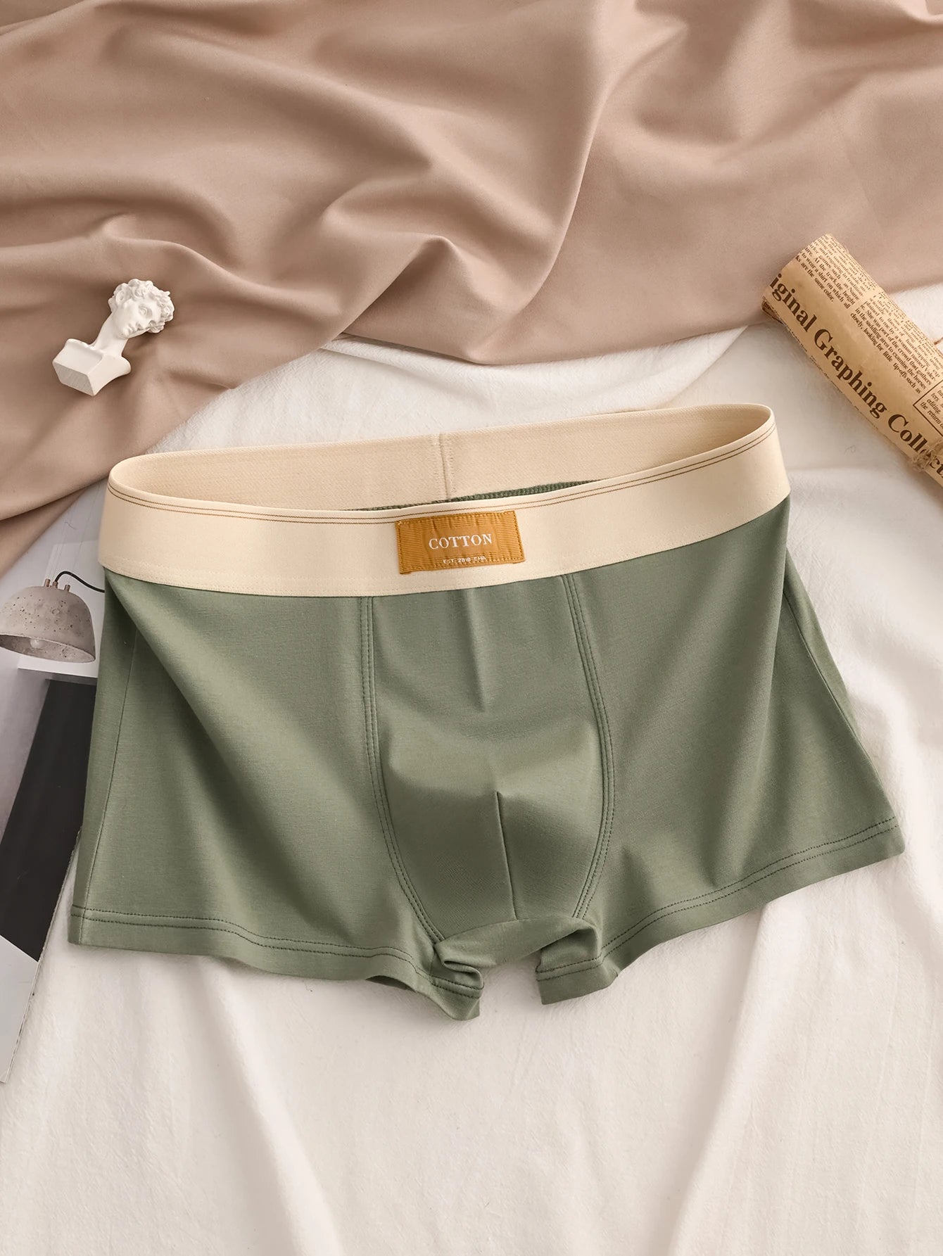 Men's 4-piece underwear, cotton soft and comfortable casual daily boxer briefs, solid color trendy personality shorts