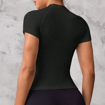 Women's short-sleeved sports top, breathable and quick-drying fabric, suitable for running and yoga,