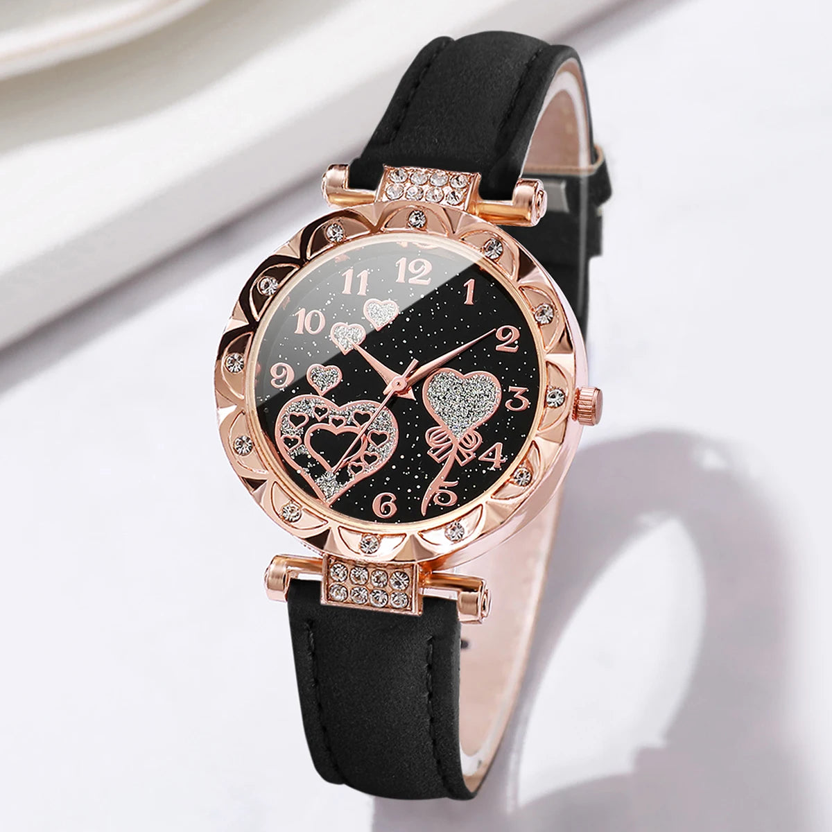 4PCS/Set Women's Watches Fashion Rhinestone Ladies Quartz Watch Leather Band Wristwatches Bracelets Set（Without Box）