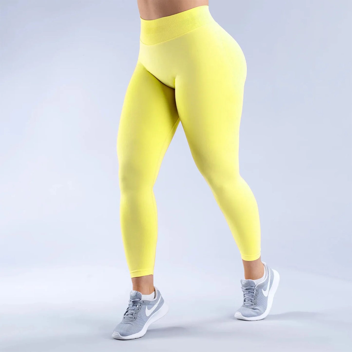 Women Seamless Three-section Waist Yoga Pants Sexy Hip-lifting Tight Sports Pants High Elastic Fitness Exercise Yoga Pants