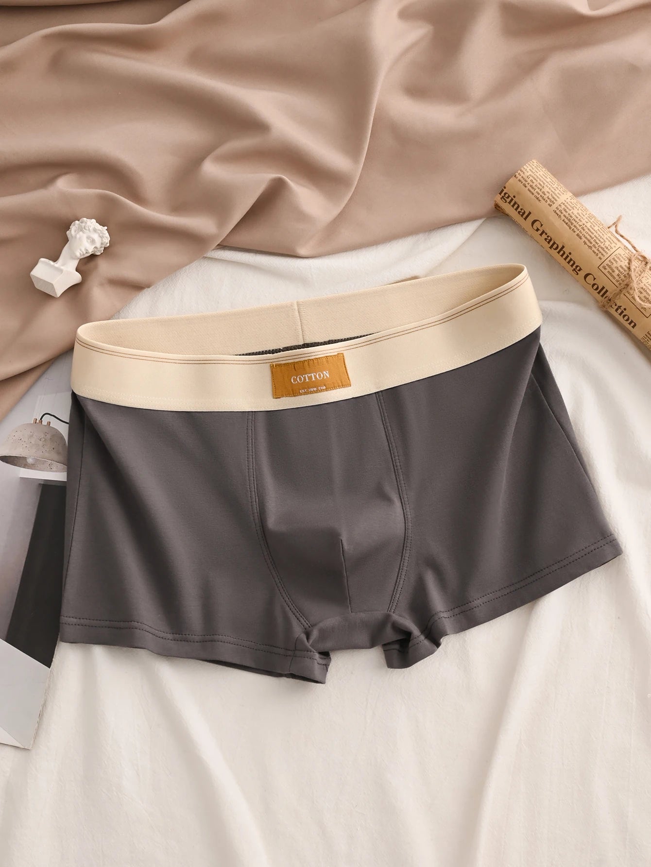 Men's 4-piece underwear, cotton soft and comfortable casual daily boxer briefs, solid color trendy personality shorts