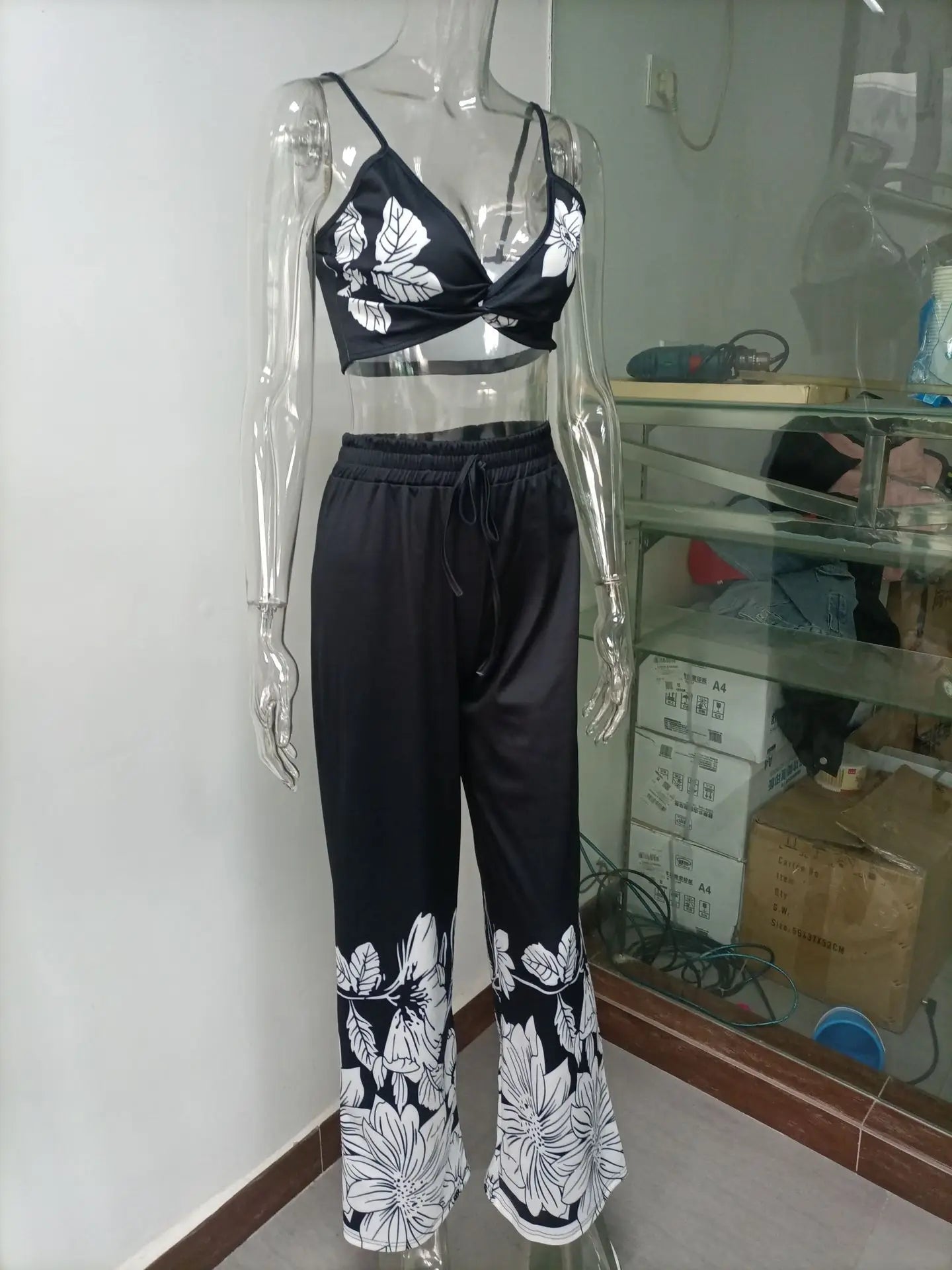 Sexy Two Piece Set Women Outfit 2025 Summer Butterfly Print V-Neck Cropped Top High Waist Drawstring Casual Wide Leg Pants Sets