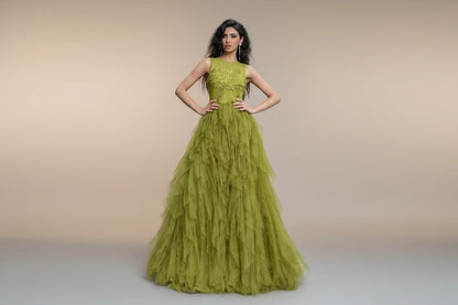 Luxurious party dress featuring a round neck, sleeveless design, leaf embroidery, and a multi-layered mesh